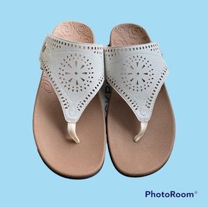 Rockport Ridge Cutout Thong Size 10M